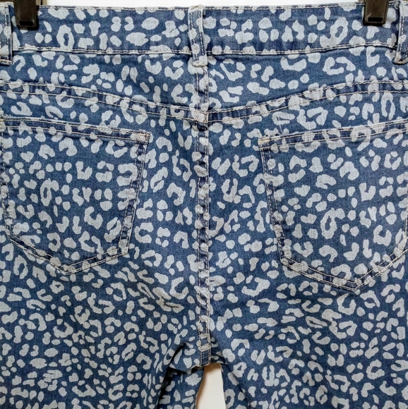 🐾Ashley Stewart animal print skinny jeans🐾 - Picture 5 of 5